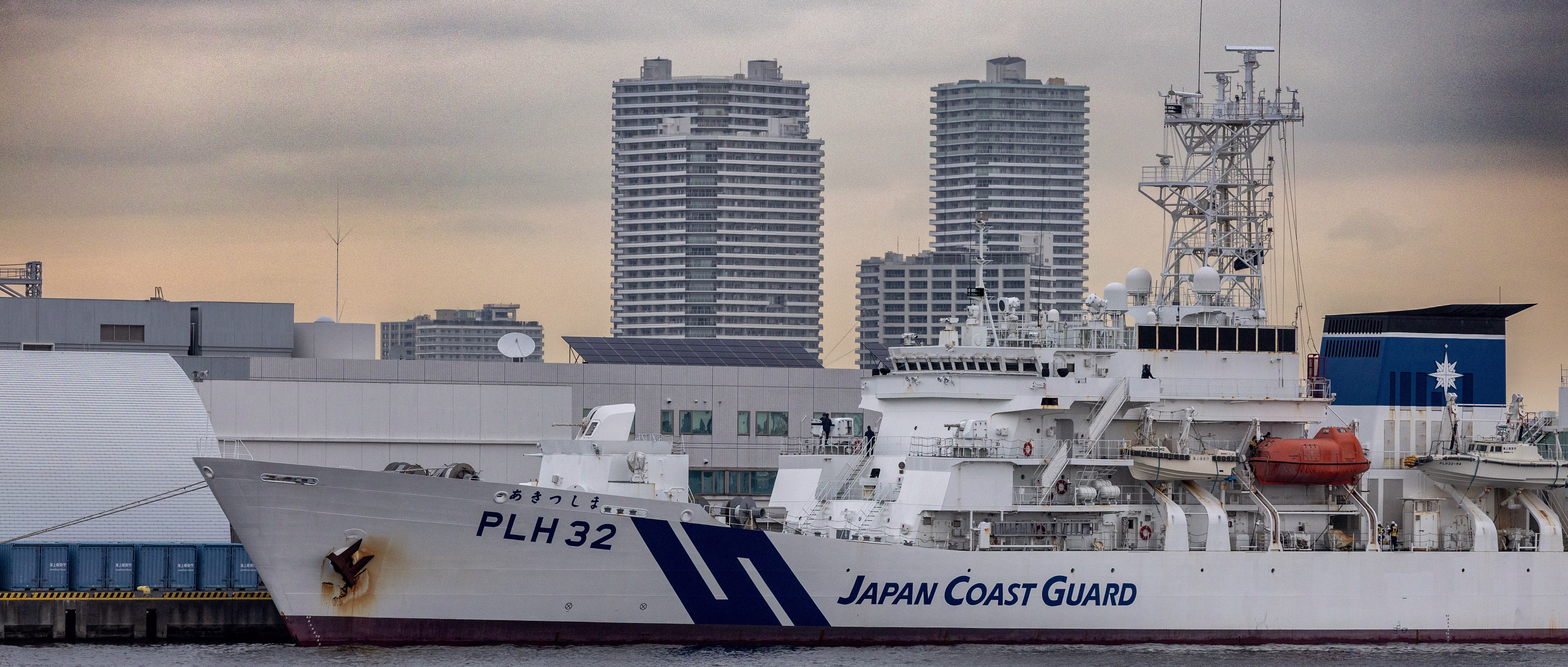 画像関連:横浜税関資料展示室 - 海上保安資料館横浜館 など