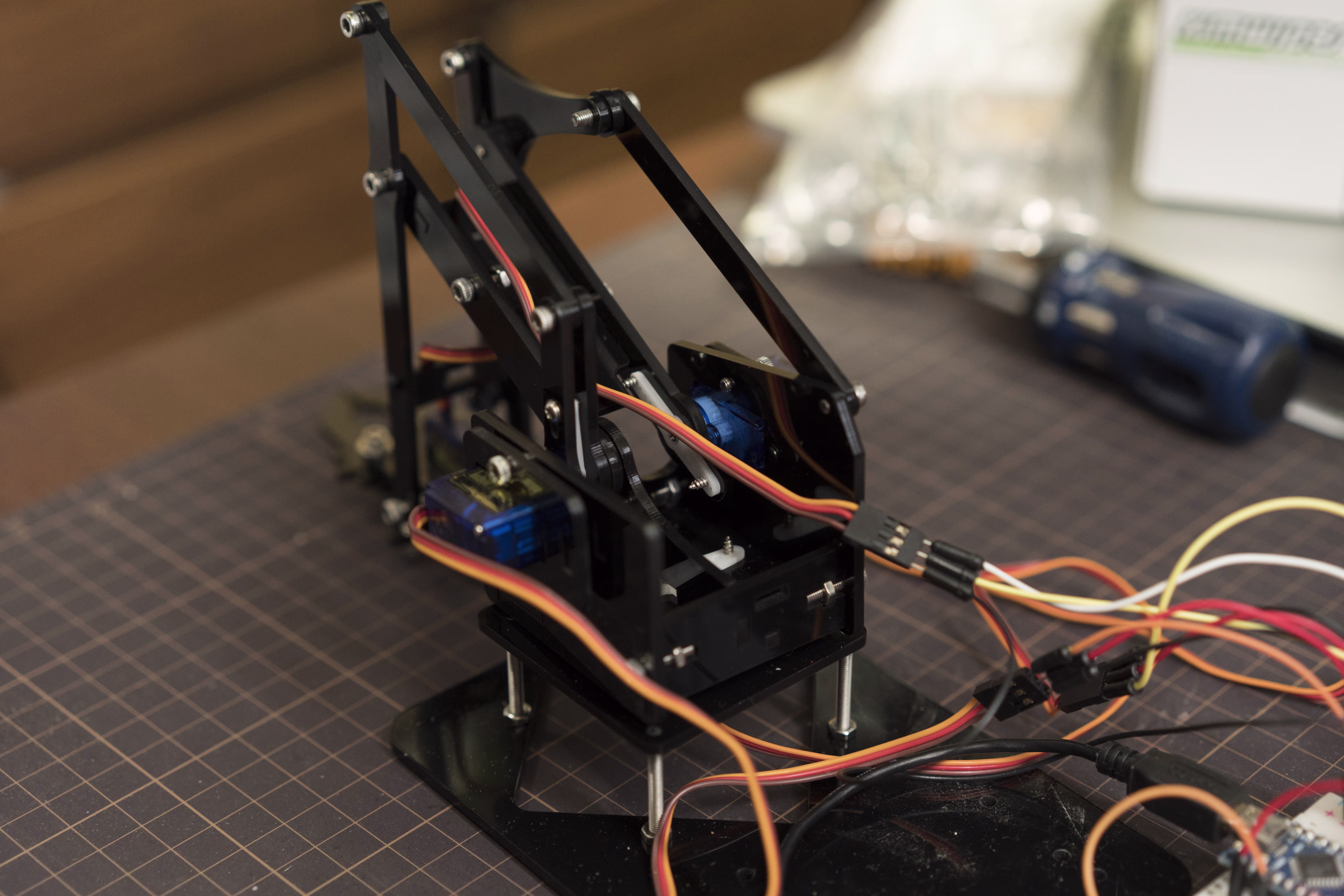 画像関連:MeArm っぽいロボットアームの制御