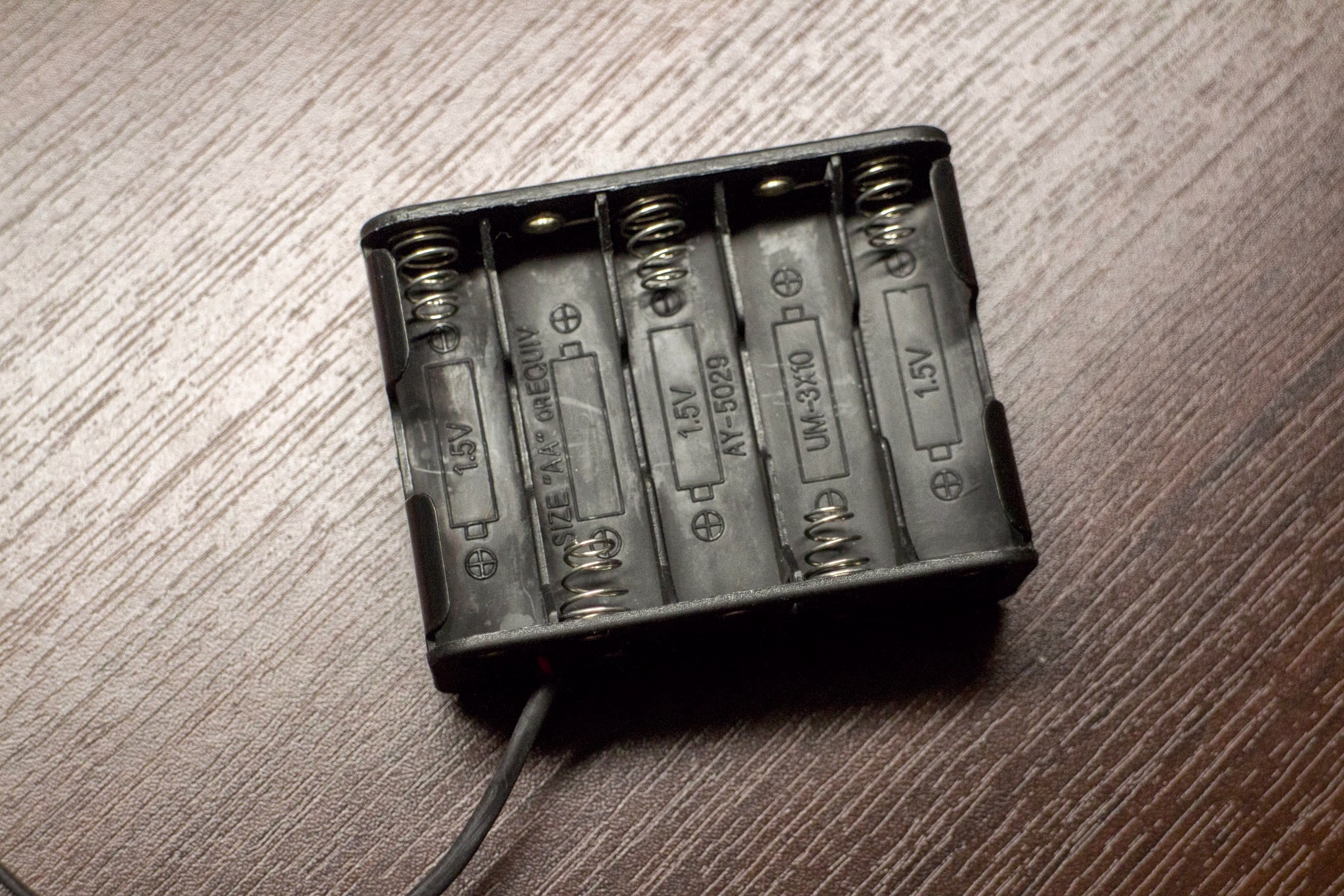 画像関連:電池ケースの電圧降下